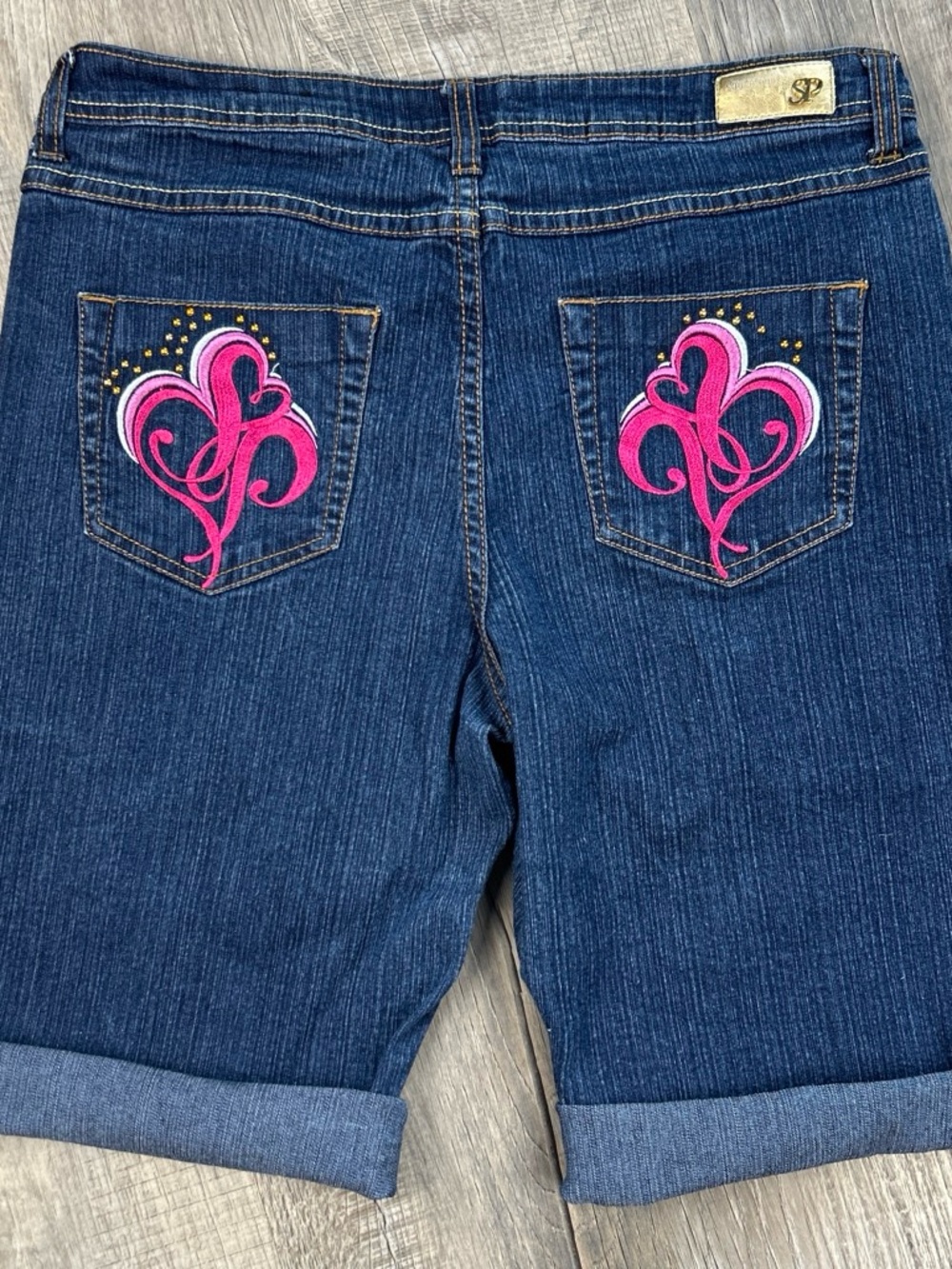 Y2K Women’s Southpole Bermuda Shorts Embroidered Pockets & Logo Size 18.5